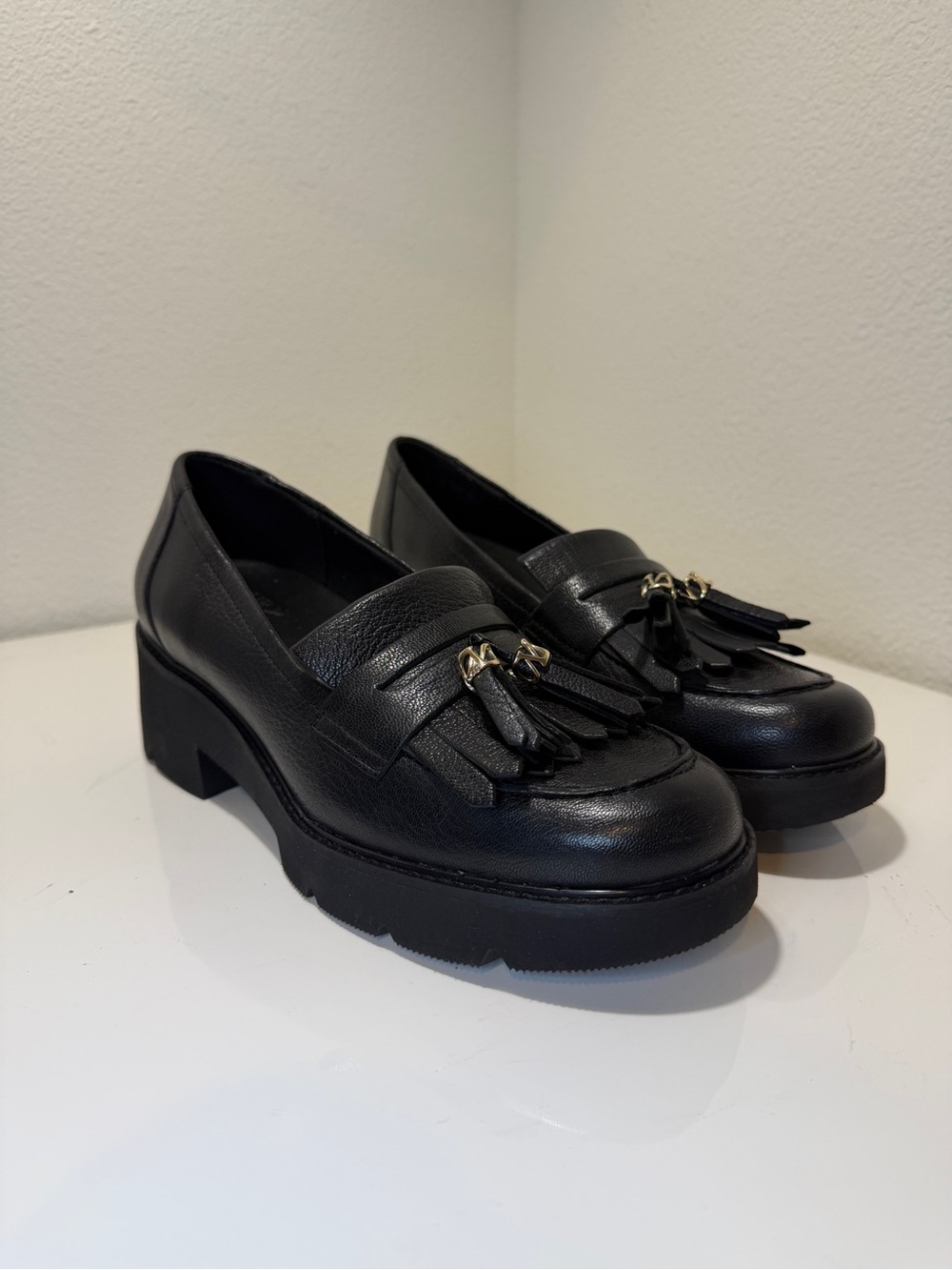 Naturalizer Black “Desmond” Loafers - BRAND NEW - Women’s size 9